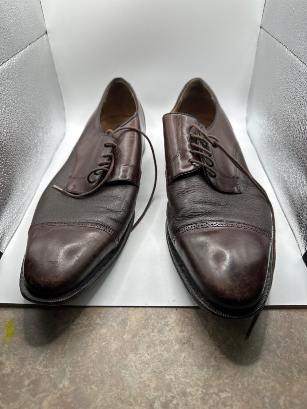 Mens Brown Leather Oxford Dress Shoes With Cap Toe & Brogue Detailing Pre-Owned